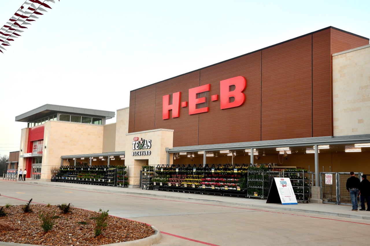 H-E-B storefront