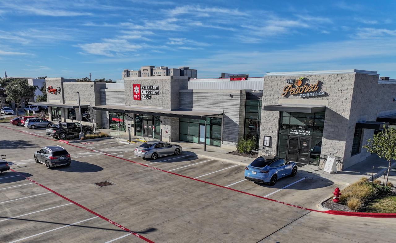 Shops at Arrowpointe